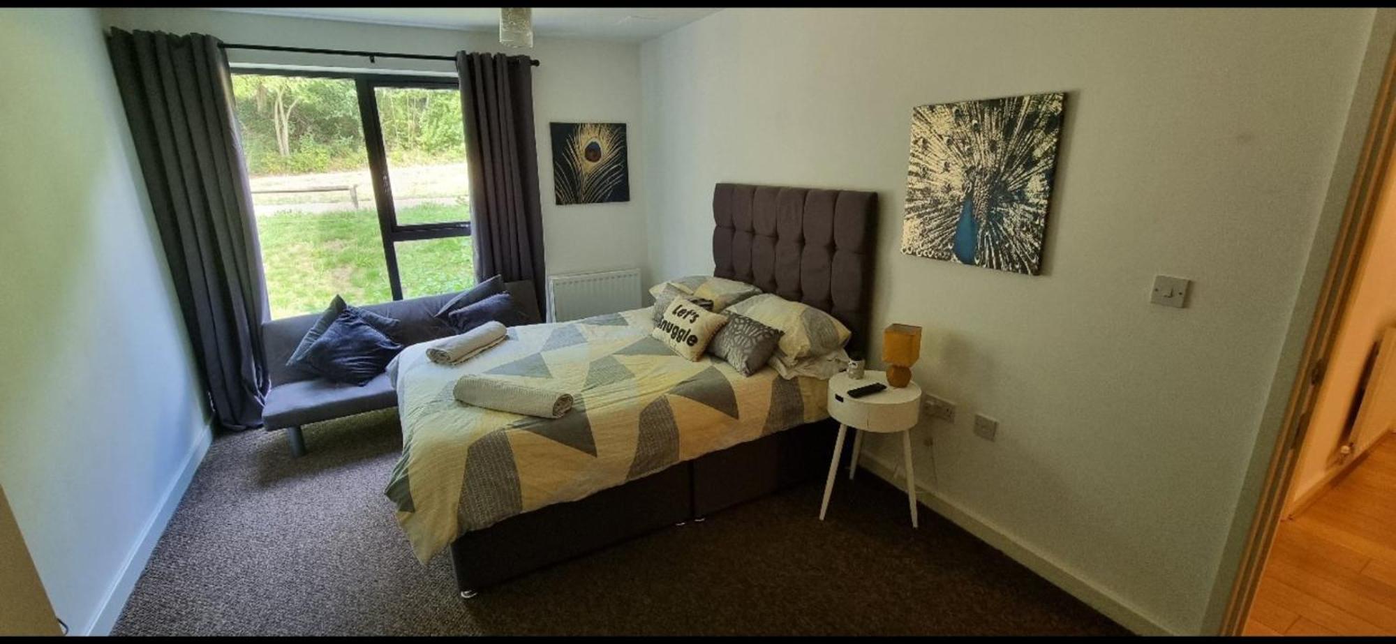 Brentwood Town Retreat - Large 2 Bedroom Apartment Экстерьер фото